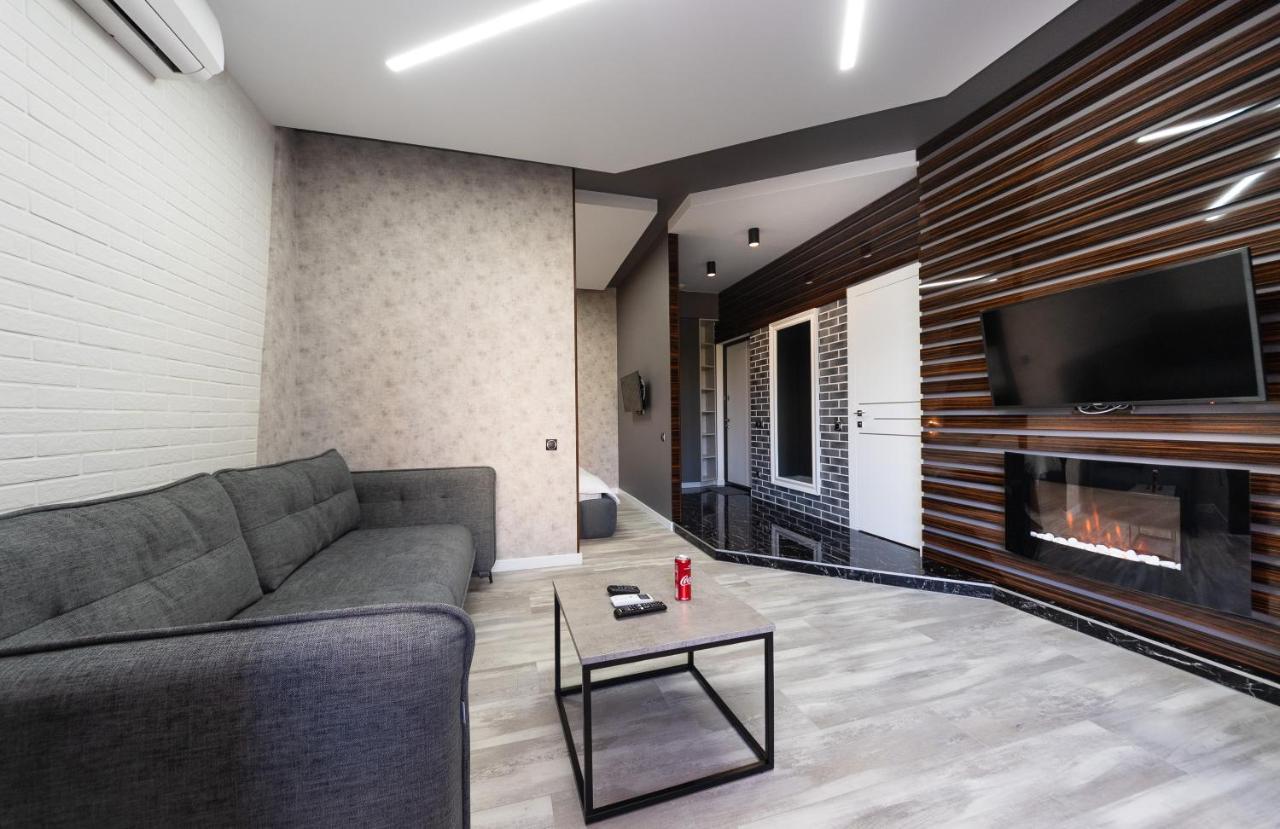 Luxury Apartments Arena Guliver Kiev Esterno foto