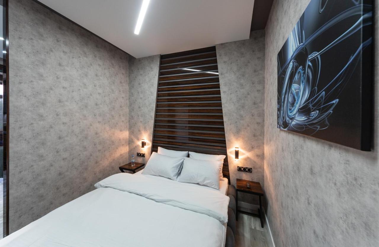 Luxury Apartments Arena Guliver Kiev Esterno foto