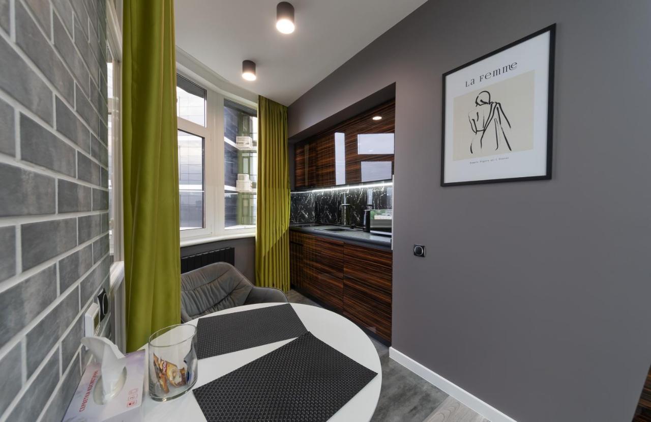 Luxury Apartments Arena Guliver Kiev Esterno foto