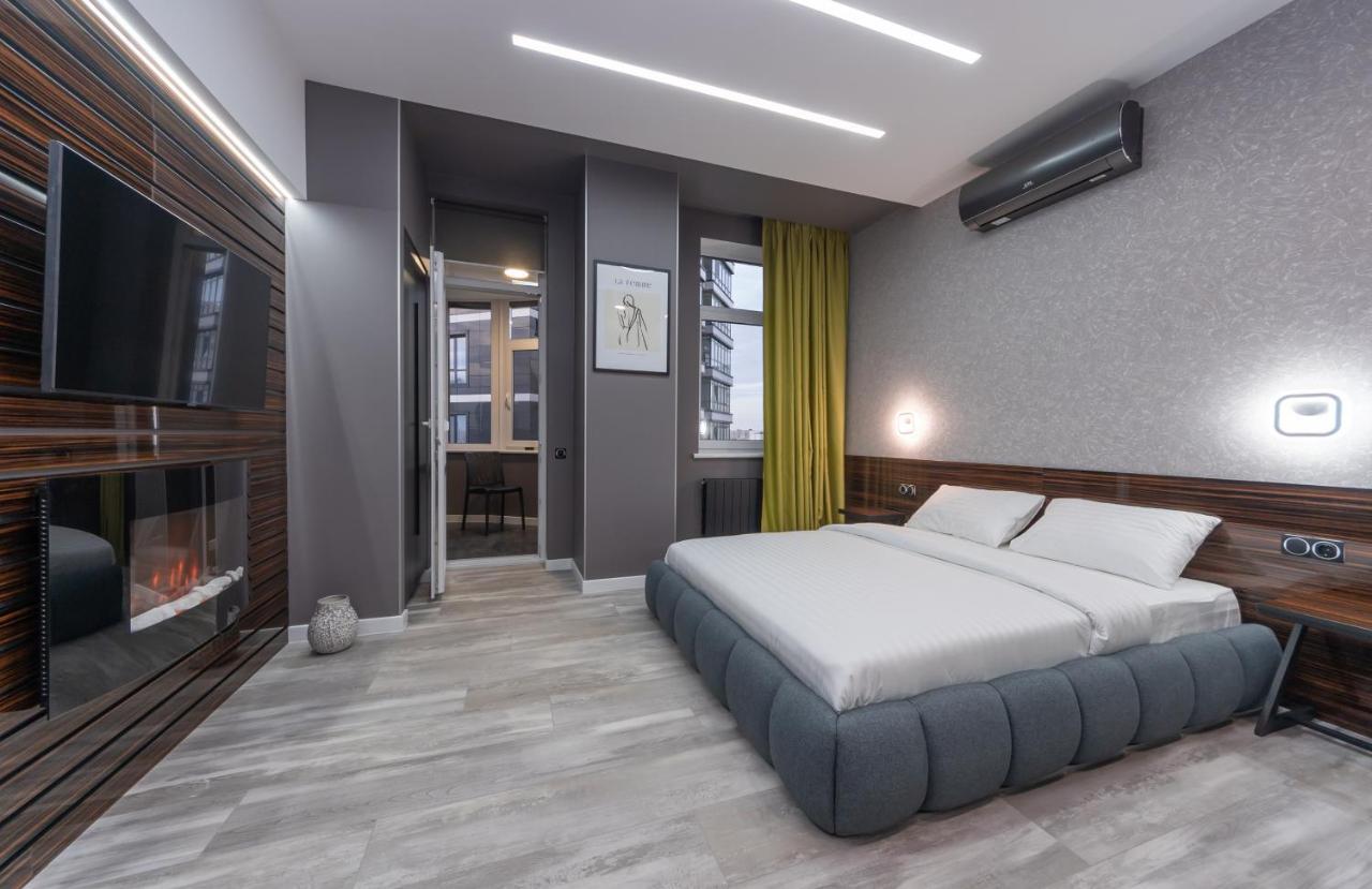 Luxury Apartments Arena Guliver Kiev Esterno foto