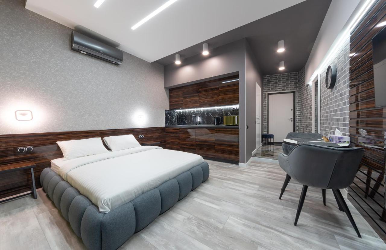 Luxury Apartments Arena Guliver Kiev Esterno foto