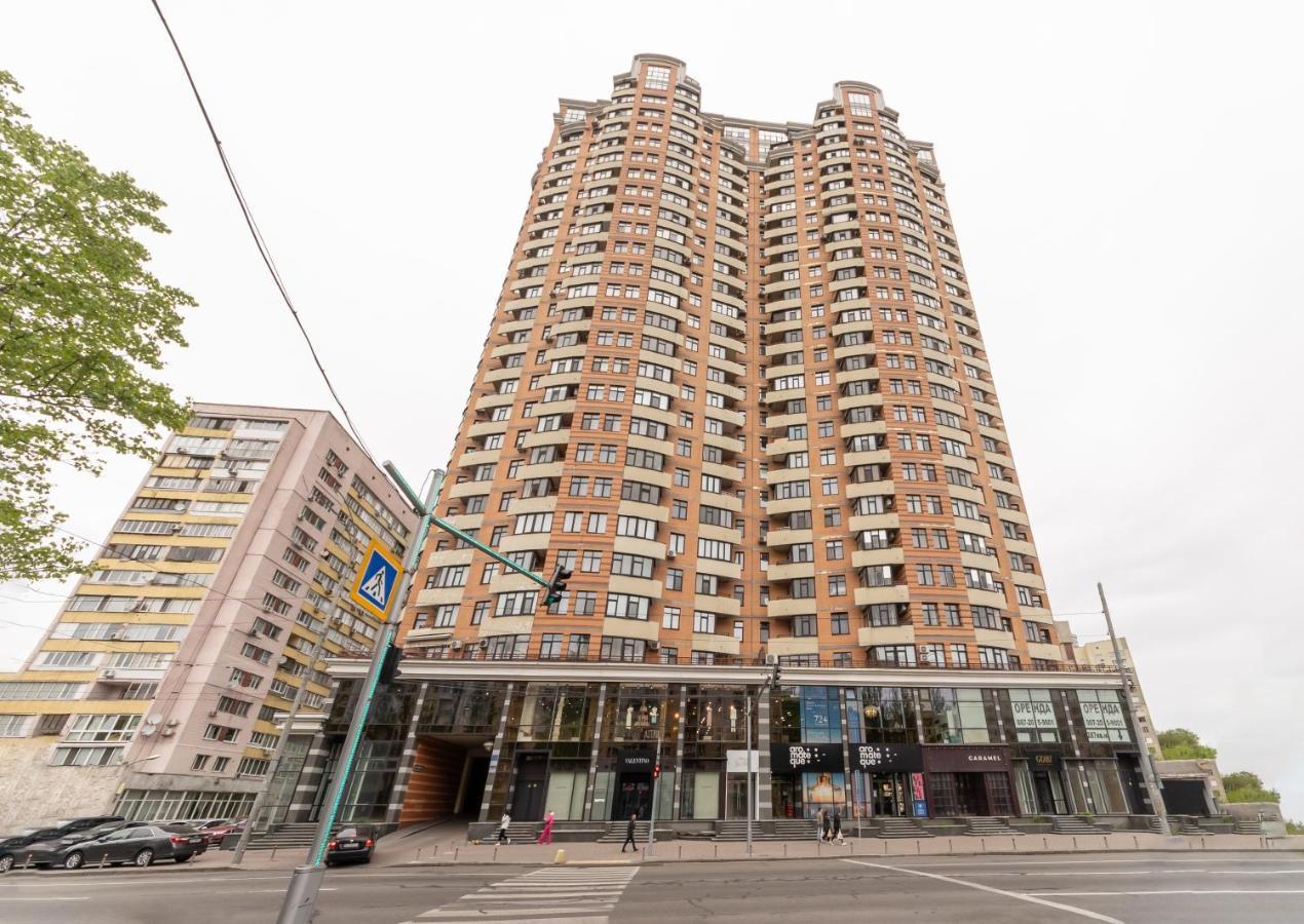 Luxury Apartments Arena Guliver Kiev Esterno foto