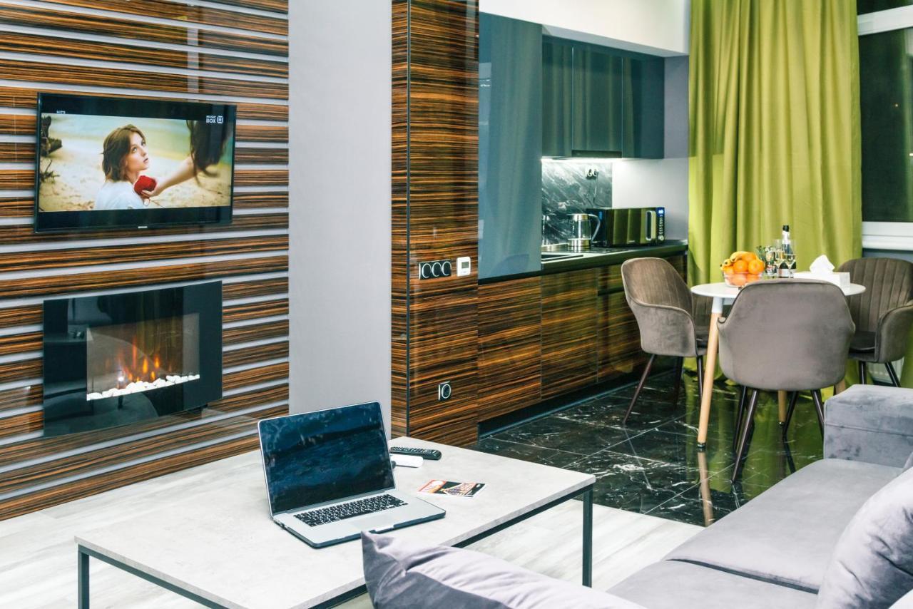 Luxury Apartments Arena Guliver Kiev Esterno foto